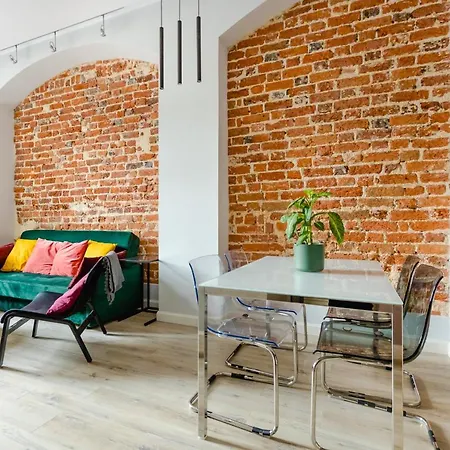 Daire Elegant 2br, Amazing Old Town Views, Plac Solny Walk To Rynek! Amenities