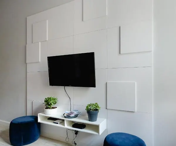 Daire Elegant 2br, Amazing Old Town Views, Plac Solny Walk To Rynek! Amenities Wroclaw