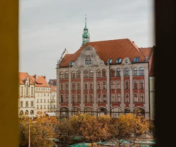 Elegant 2br, Amazing Old Town Views, Plac Solny Walk To Rynek! Amenities