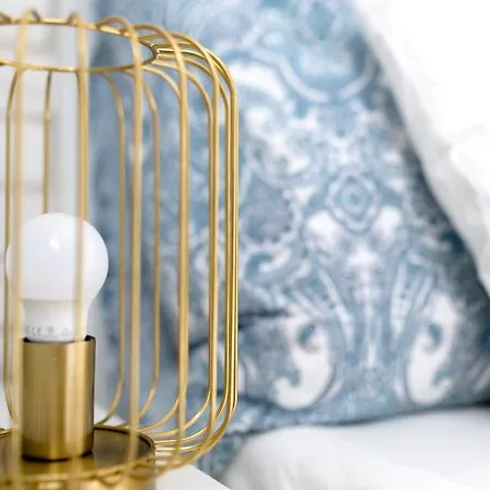 Elegant 2br, Amazing Old Town Views, Plac Solny Walk To Rynek! Amenities شقة