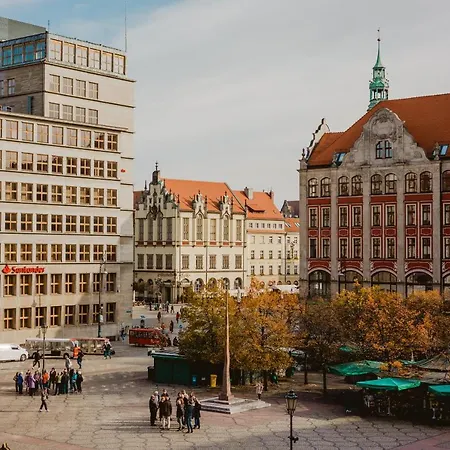 Elegant 2br, Amazing Old Town Views, Plac Solny Walk To Rynek! Amenities דירה